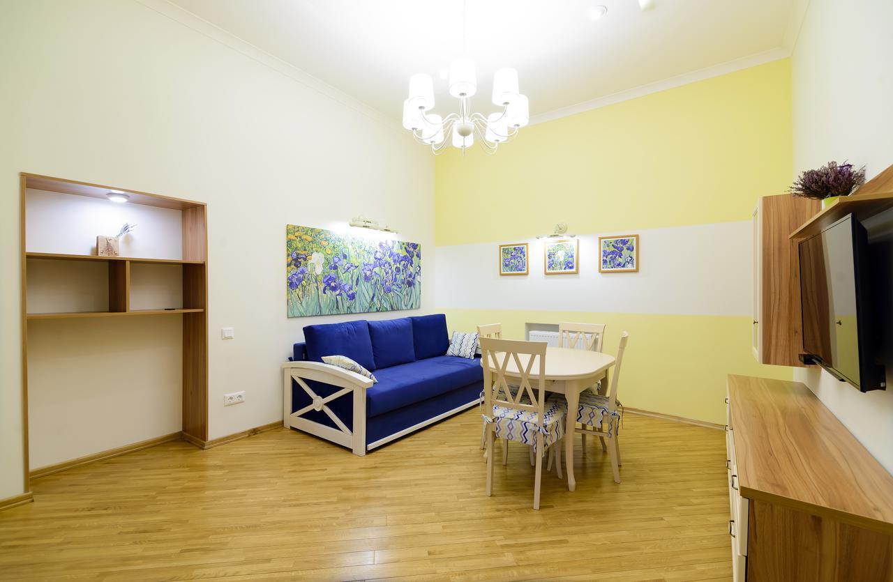 Vip Апартаменти Ван Гог На Площі Ринок Lemberg Exterior foto